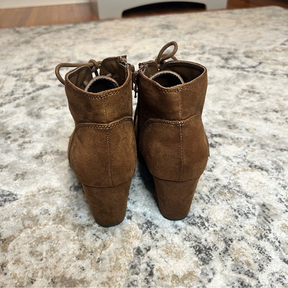 American Rag Brown Lace Up Baylie Wedge Faux Suede Ankle Bootie - Picture 5 of 9
